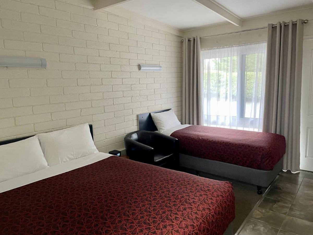 Central Highlands Motor Inn Kyneton Exterior photo